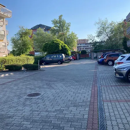 Summer Vibe - Ground Floor Apartment Siofok